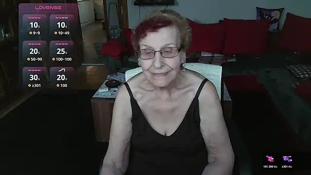 HeisseomaOriginal online show from February 11, 8:14 am