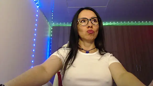 Snapshot of Selene93 chatting on March 5, 5:08 pm Selene93 online show from March 5, 5:08 pm