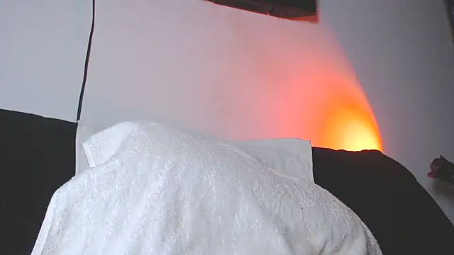 Snapshot of lamborginex chatting on February 26, 12:52 am lamborginex online show from February 26, 12:52 am