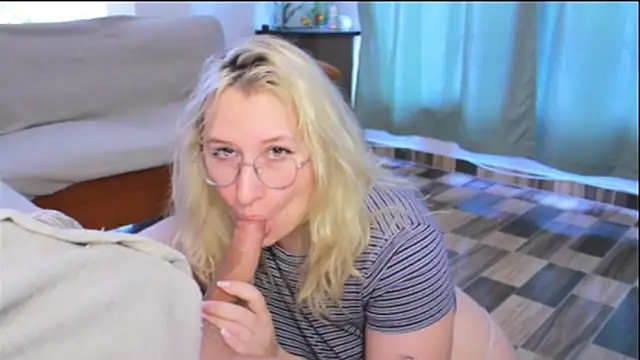 andycherry secrets  online show from March 21, 1:04 pm