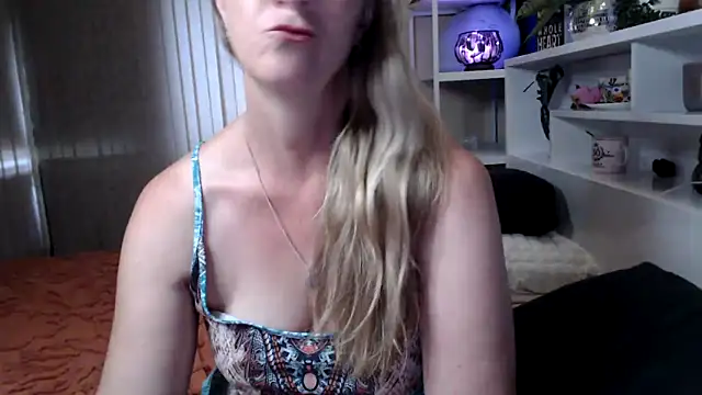 Snapshot of _Total_Aussie_Milfs_ chatting on February 1, 11:36 pm Total Aussie Milfs online show from February 1, 11:36 pm