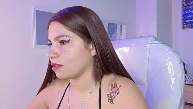 bluee hazell online show from November 27, 11:32 am