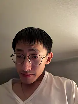 Snapshot of lewdAboyKawaii chatting on April 1, 6:38 pm lewdAboyKawaii online show from April 1, 6:38 pm