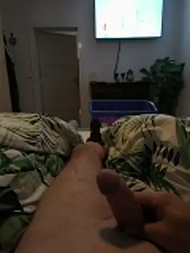Snapshot of Andy7430 chatting on June 12, 6:33 am Andy7430 online show from June 12, 6:33 am