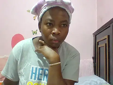 miss melis online show from December 5, 1:05 am