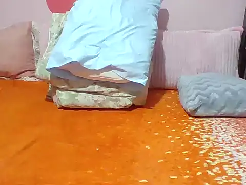 miss melis online show from December 15, 4:51 am