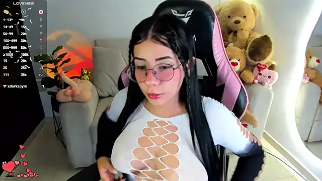 eval lee18 online show from March 22, 6:26 am