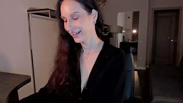 Mila Anders online show from December 22, 5:51 am