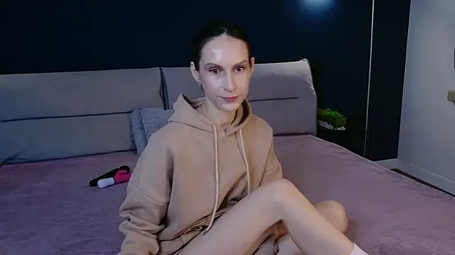 Mila Anders online show from March 20, 6:03 am