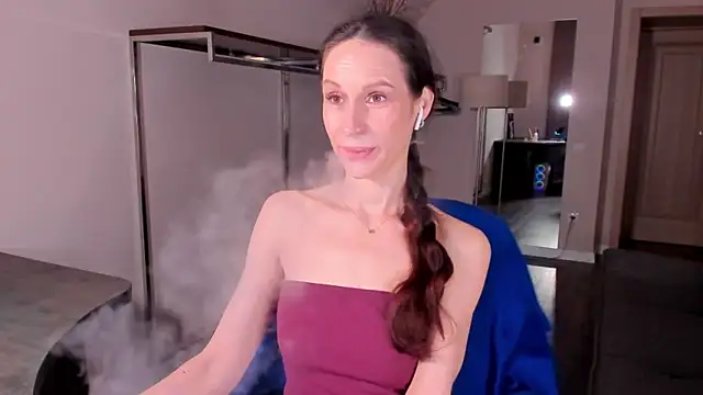 Mila Anders online show from February 1, 5:38 am