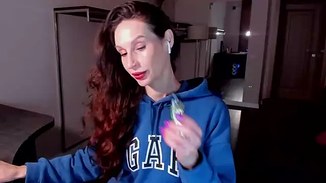 Mila Anders online show from February 12, 6:02 am