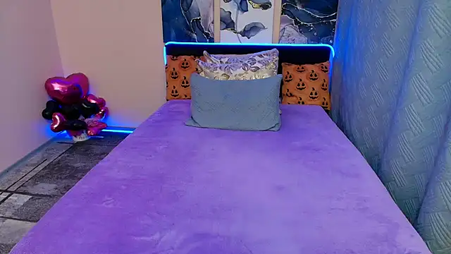 BlondPearl online show from November 11, 9:42 pm