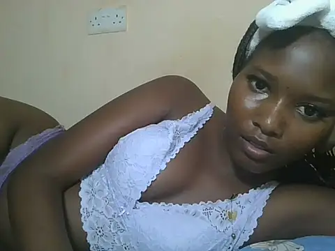 Snapshot of sexyjanett chatting on October 10, 8:53 pm sexyjanett online show from October 10, 8:53 pm