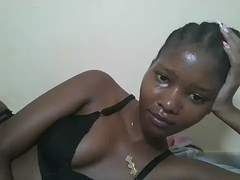 Snapshot of sexyjanett chatting on May 8, 6:28 am sexyjanett online show from May 8, 6:28 am