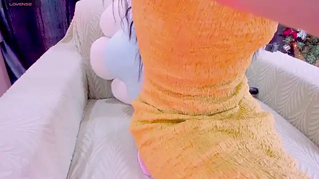 Snapshot of _BABBE_Hii chatting on February 24, 5:43 am BABBE Hii online show from February 24, 5:43 am