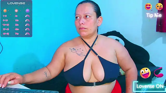 Diana Lozano online show from May 9, 5:22 am