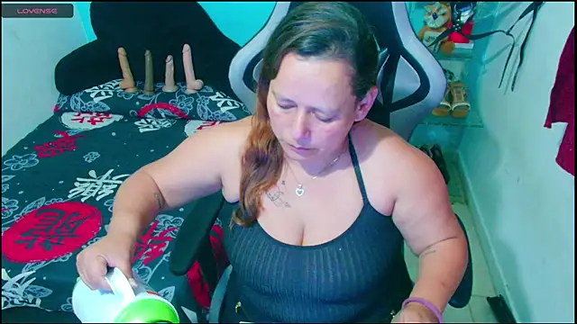 Snapshot of Diana_Lozano chatting on October 26, 3:18 am Diana Lozano online show from October 26, 3:18 am