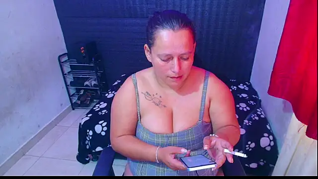 Snapshot of Diana_Lozano chatting on March 12, 1:19 pm Diana Lozano online show from March 12, 1:19 pm