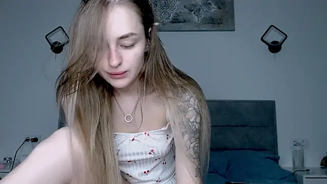 Snapshot of RIta_orr chatting on October 16, 8:44 am RIta orr online show from October 16, 8:44 am