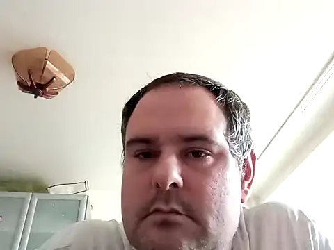 tididi1986 online show from October 31, 2:02 pm