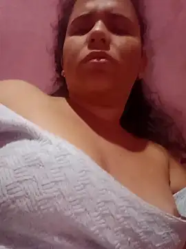 Snapshot of ValeriaSantos- chatting on March 9, 4:00 pm ValeriaSantos- online show from March 9, 4:00 pm