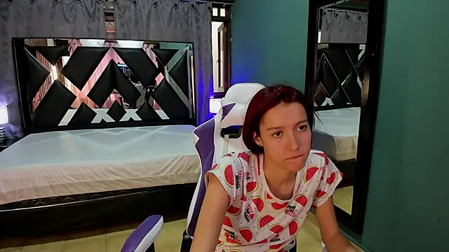 Linda4Petite online show from March 2, 1:20 pm