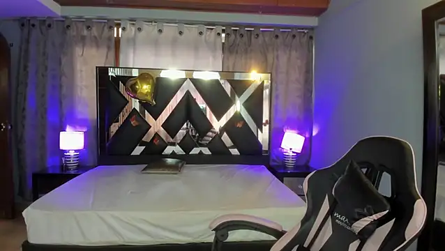 Linda4Petite online show from June 9, 6:53 pm