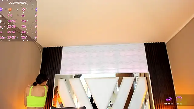 Linda4Petite online show from October 6, 6:19 pm