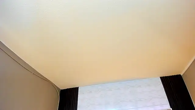 Linda4Petite online show from November 26, 5:46 pm