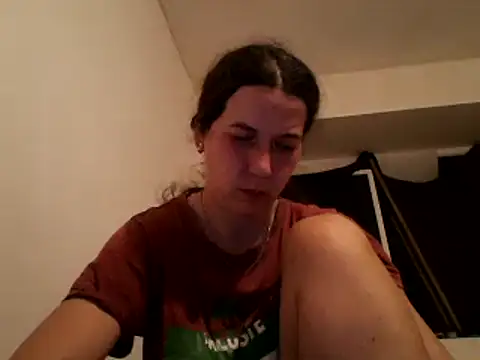 Snapshot of Tamilashaa chatting on March 12, 7:14 pm Tamilashaa online show from March 12, 7:14 pm