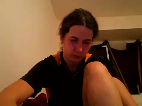 Snapshot of Tamilashaa chatting on February 23, 6:45 pm Tamilashaa online show from February 23, 6:45 pm