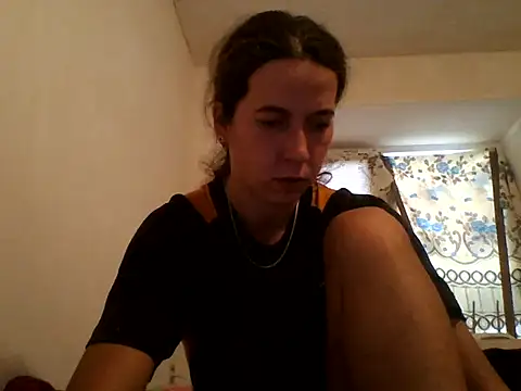 Snapshot of Tamilashaa chatting on October 20, 10:27 am Tamilashaa online show from October 20, 10:27 am