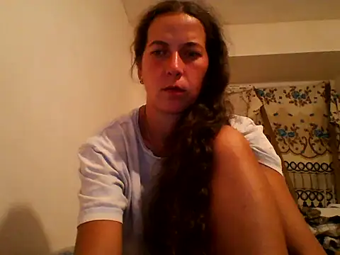 Snapshot of Tamilashaa chatting on September 15, 5:35 pm Tamilashaa online show from September 15, 5:35 pm