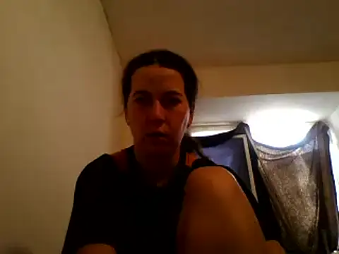 Snapshot of Tamilashaa chatting on February 25, 8:14 am Tamilashaa online show from February 25, 8:14 am