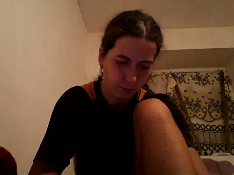 Snapshot of Tamilashaa chatting on October 31, 6:37 pm Tamilashaa online show from October 31, 6:37 pm