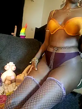 lynnkatrina online show from February 28, 9:03 pm