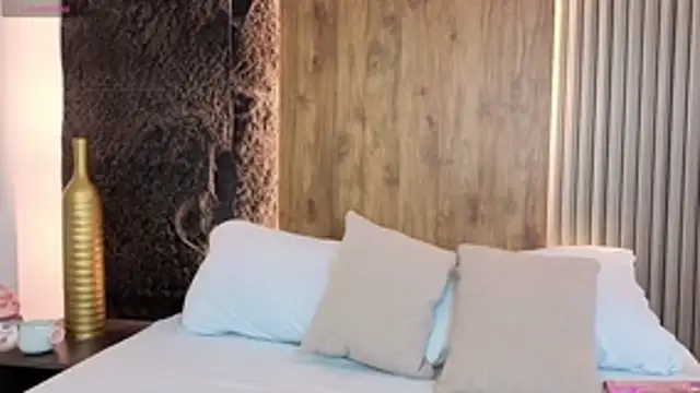 abby miller26 online show from October 31, 12:24 pm