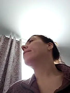 Ellie-L-Elizabeth online show from March 14, 3:18 pm