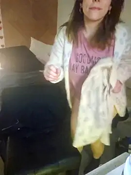 Ellie-L-Elizabeth online show from February 22, 6:27 am