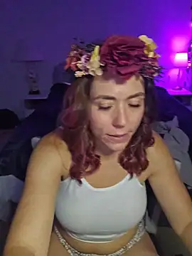 Ellie-L-Elizabeth online show from October 22, 5:12 pm