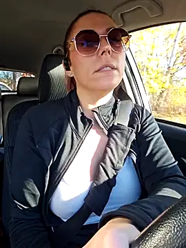 Ellie-L-Elizabeth online show from November 4, 1:48 pm