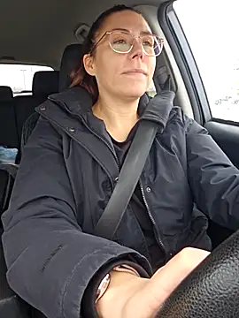 Ellie-L-Elizabeth online show from November 12, 2:21 pm