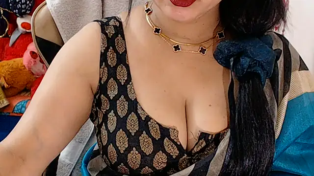 Snapshot of Naughty_Kashish chatting on June 18, 6:34 am Naughty Kashish online show from June 18, 6:34 am