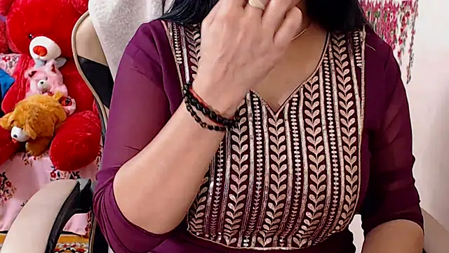 Naughty Kashish online show from April 22, 5:58 am