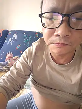 AlfredCornelius online show from December 21, 2:57 am