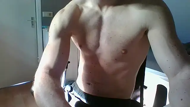 RamonJoosse2002 online show from March 2, 11:50 am