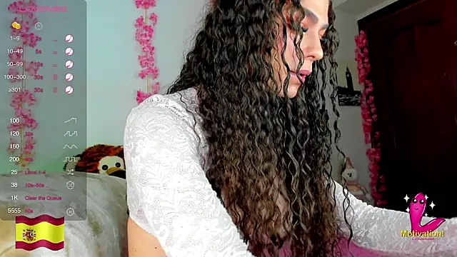Snapshot of gabrielatafur_ chatting on January 29, 10:58 am gabrielatafur online show from January 29, 10:58 am