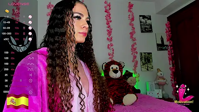 Snapshot of gabrielatafur_ chatting on January 18, 1:40 pm gabrielatafur online show from January 18, 1:40 pm