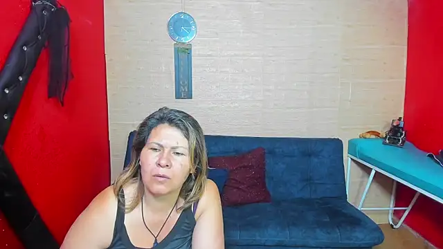 Snapshot of lesbiancuple chatting on September 12, 8:52 pm lesbiancuple online show from September 12, 8:52 pm