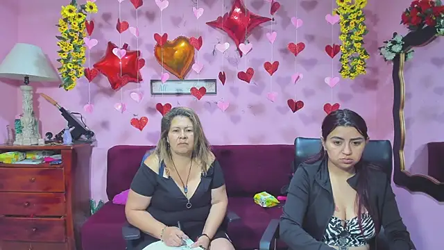 lesbiancuple online show from February 9, 12:03 pm